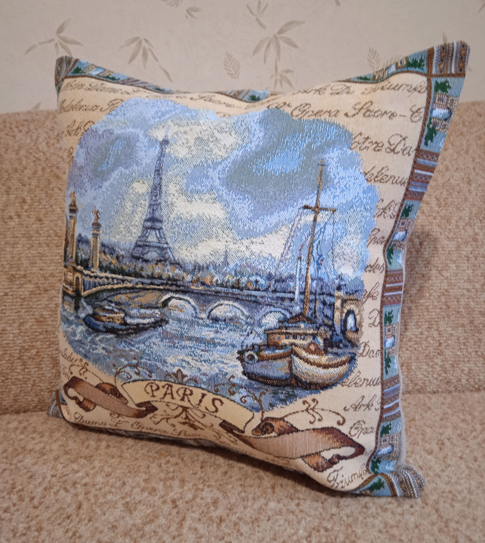 Декоративный гобеленовый чехол для интерьерной подушки Париж 47х47