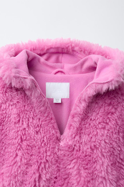 ZARA КУРТКА ИЗ ИСКУССТВЕННОГО МЕХА С КАПЮШОНОМ, РОЗОВЫЙ