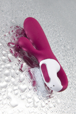 Вибратор Satisfyer Hot Bunny с функцией нагрева красный 17,5 см