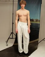 Молочные брюки 