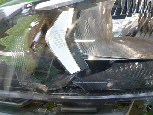 Битая Фара левая Kia Rio 4 (2020-н.в.) галоген