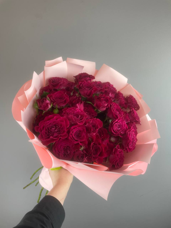 Букет из 15шт кустовой розы Черри Блоссомс