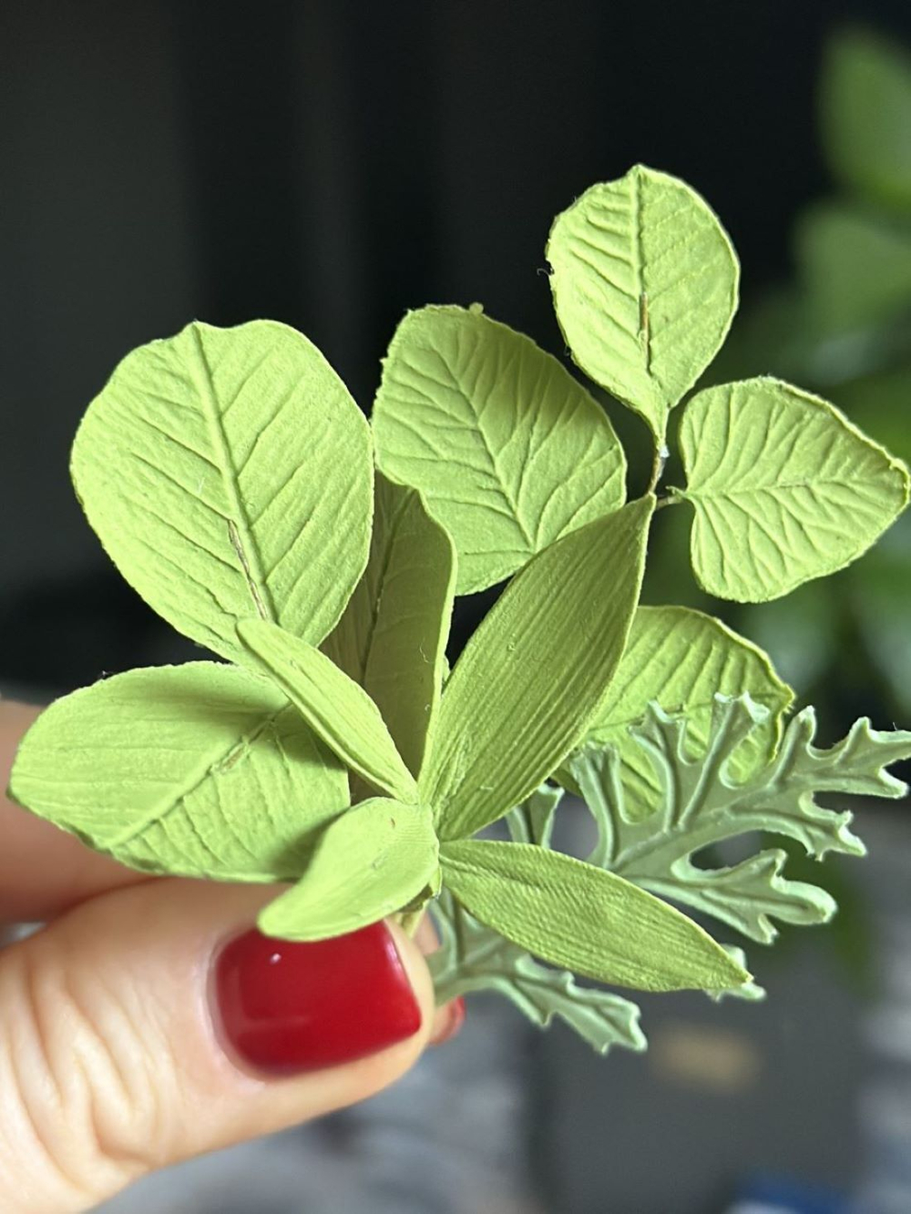 Молд силиконовый для лепки листьев "Гербарий" / Форма для мелких листьев эвкалипта / Молд для полимерной глины, мыла, воска