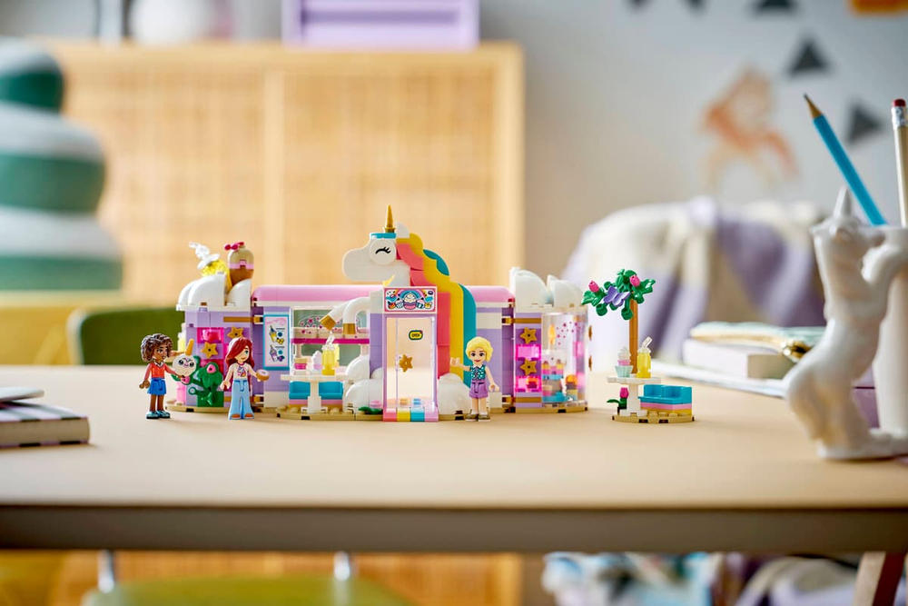 Конструктор LEGO Friends 42684 Unicorn Dream Cafe