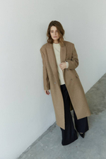 Пальто мужского кроя утепленное