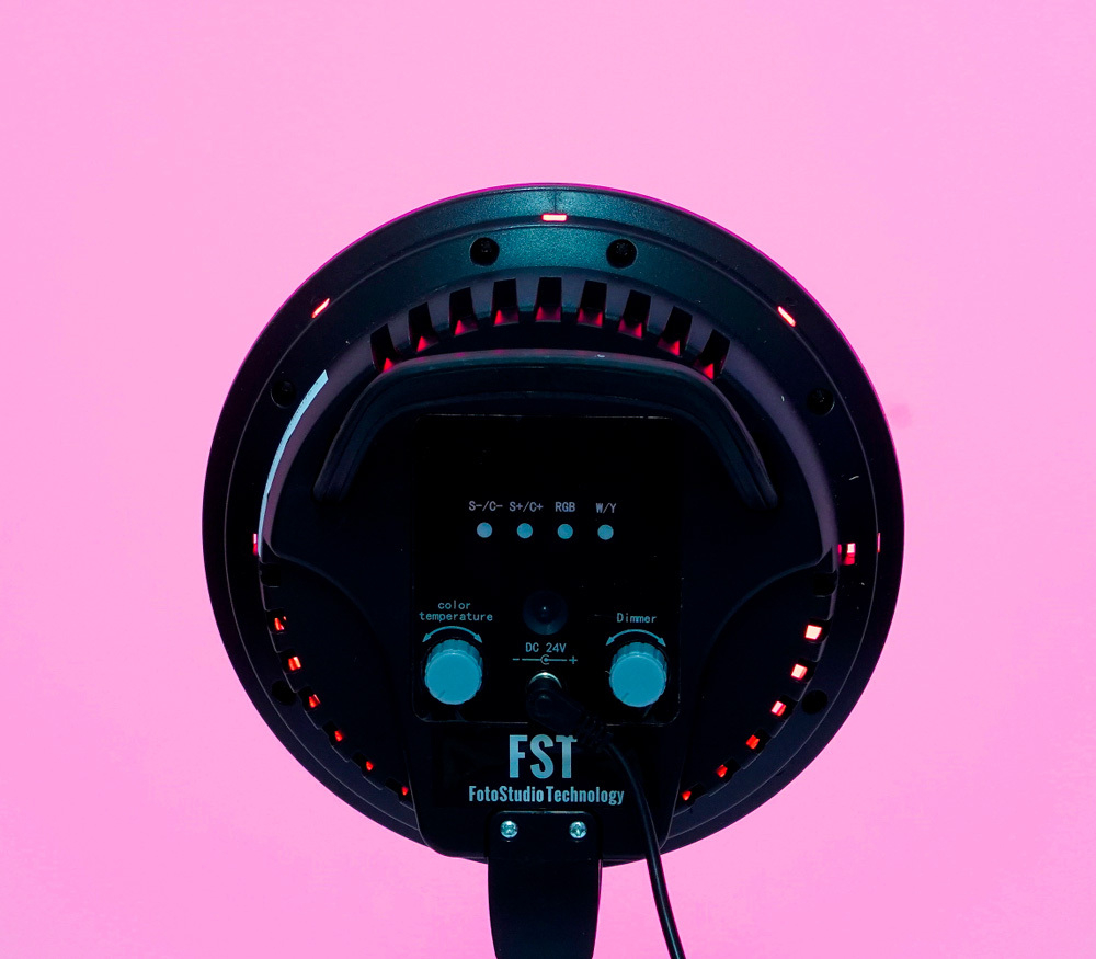 Комплект постоянного света FST LED-1682RGB Kit, светодиодный, RGB, 2700-5500К, 2х45 Вт