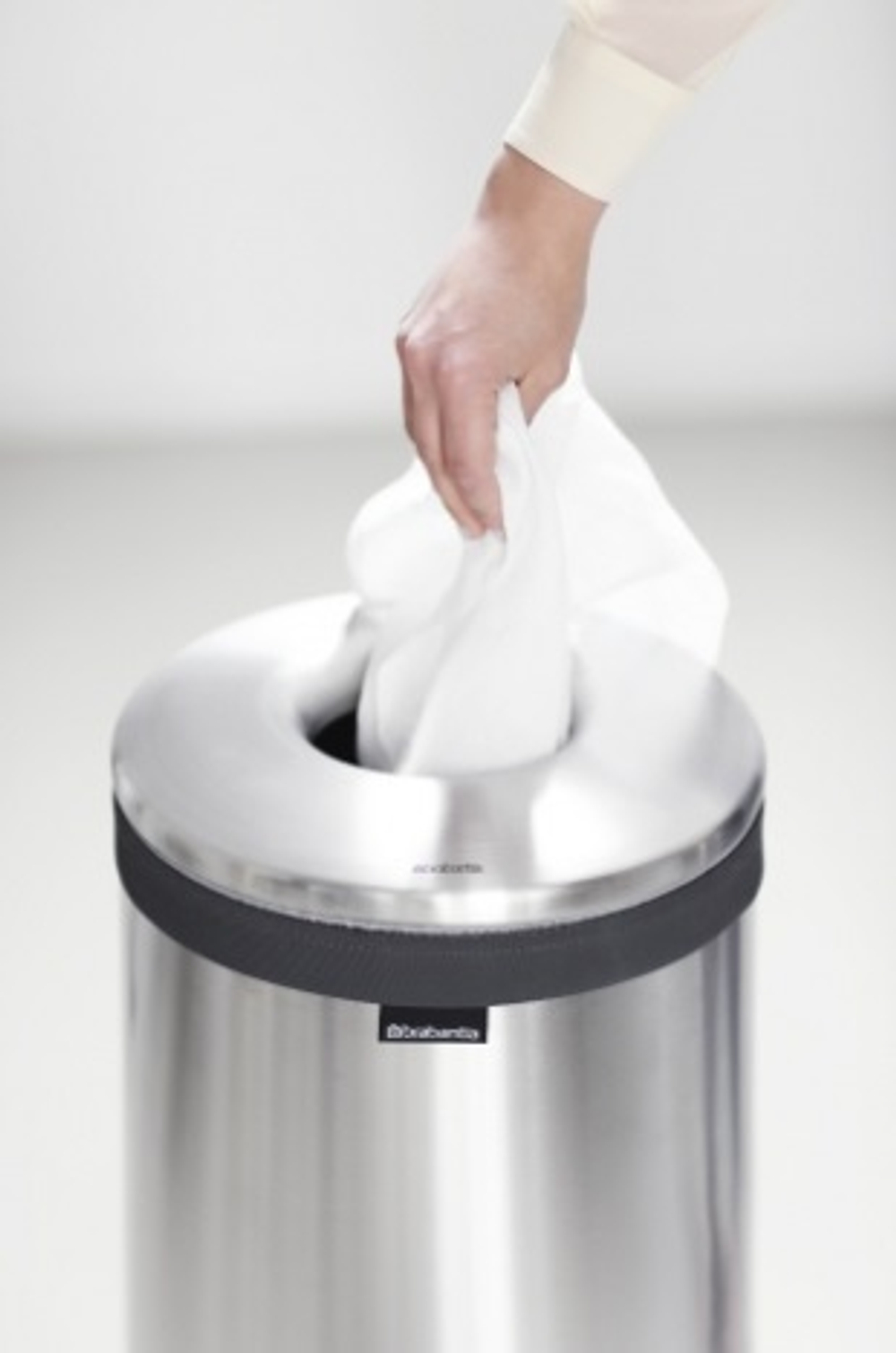 Бак Brabantia 35л матовая сталь выгрузка