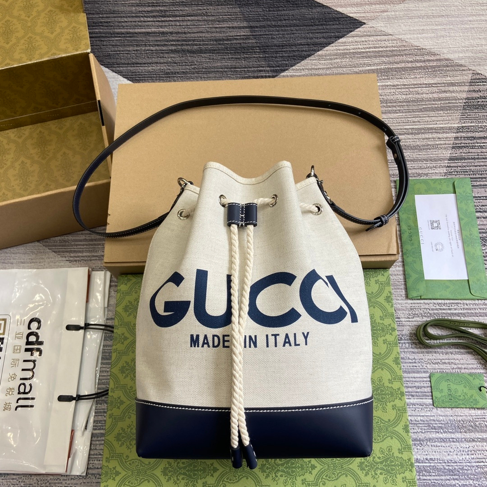 Gucci Small Shoulder Bag With Gucci Print 31 cm