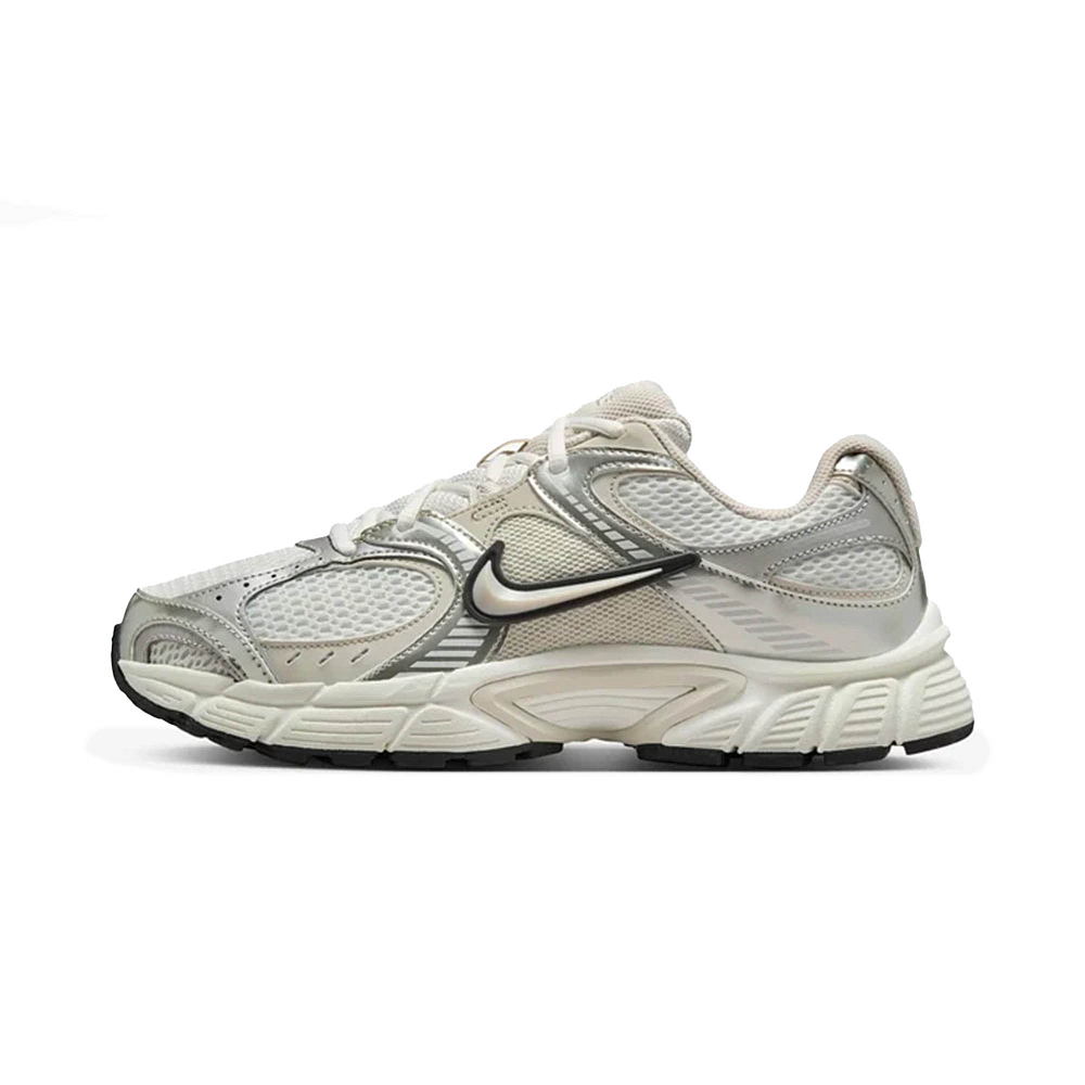 Женские кроссовки Nike V5 RNR