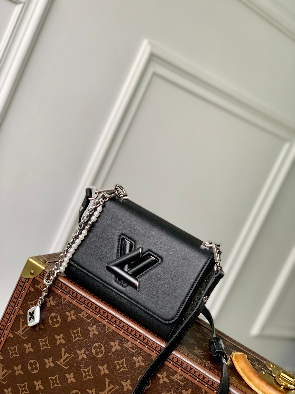 Louis Vuitton Twist PM Slim