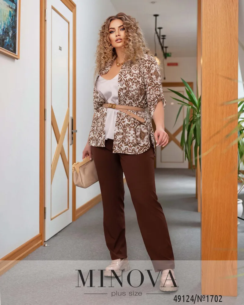 Костюм 1702-бежевый Minova