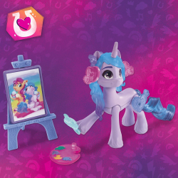 My Little Pony - Базовая пони с аксессуарами Иззи Мунбоу F5252 / артикул   F3869 F5252  / GTIN 5010994126070