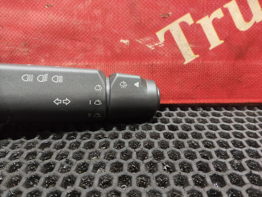 Переключатель подрулевой левый 2023г.