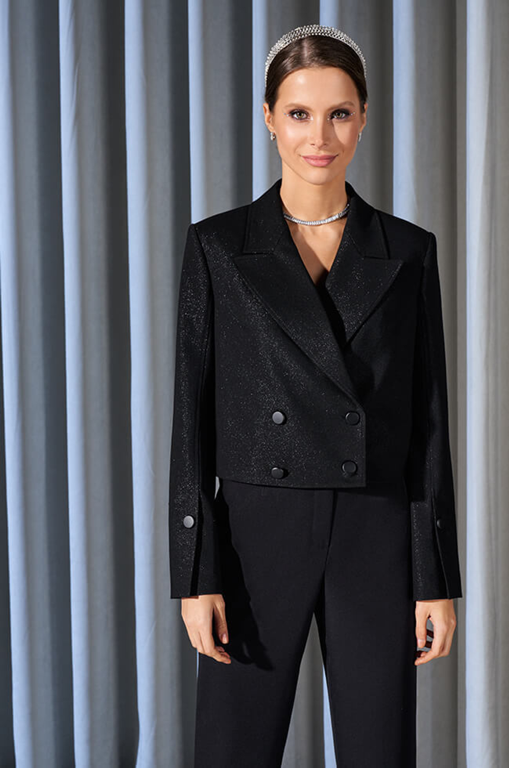 1842 Жакет женский (черный)