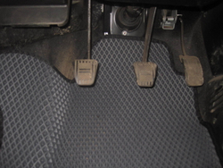 Автоковрики для Chevrolet Niva. Комплектация БЕЗ подлокотника. (2002--&gt;)