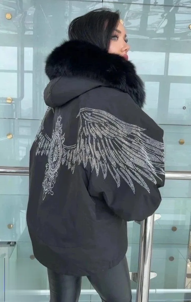 Женская куртка с крыльями из страз 4/12-1