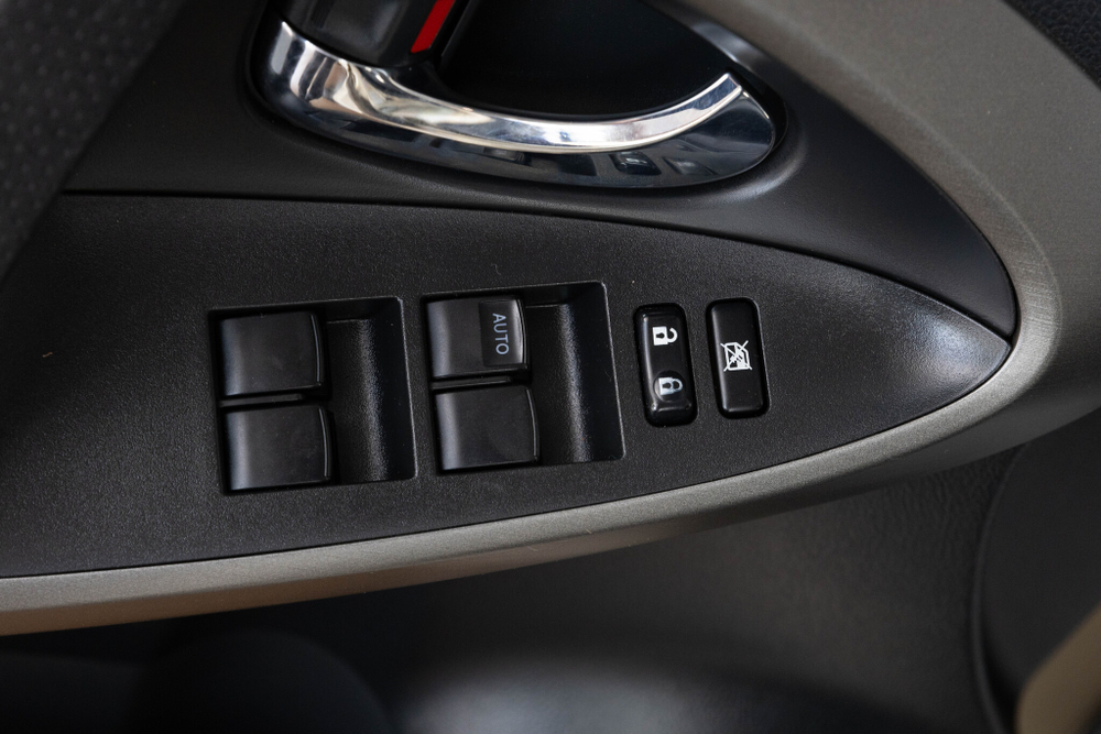Toyota RAV4, 2011 год