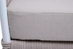 "Диего" кресло плетеное из роупа, основание дуб, каркас алюминий светло-серый (RAL7035) муар, роуп бежевый круглый, ткань бежевая 052