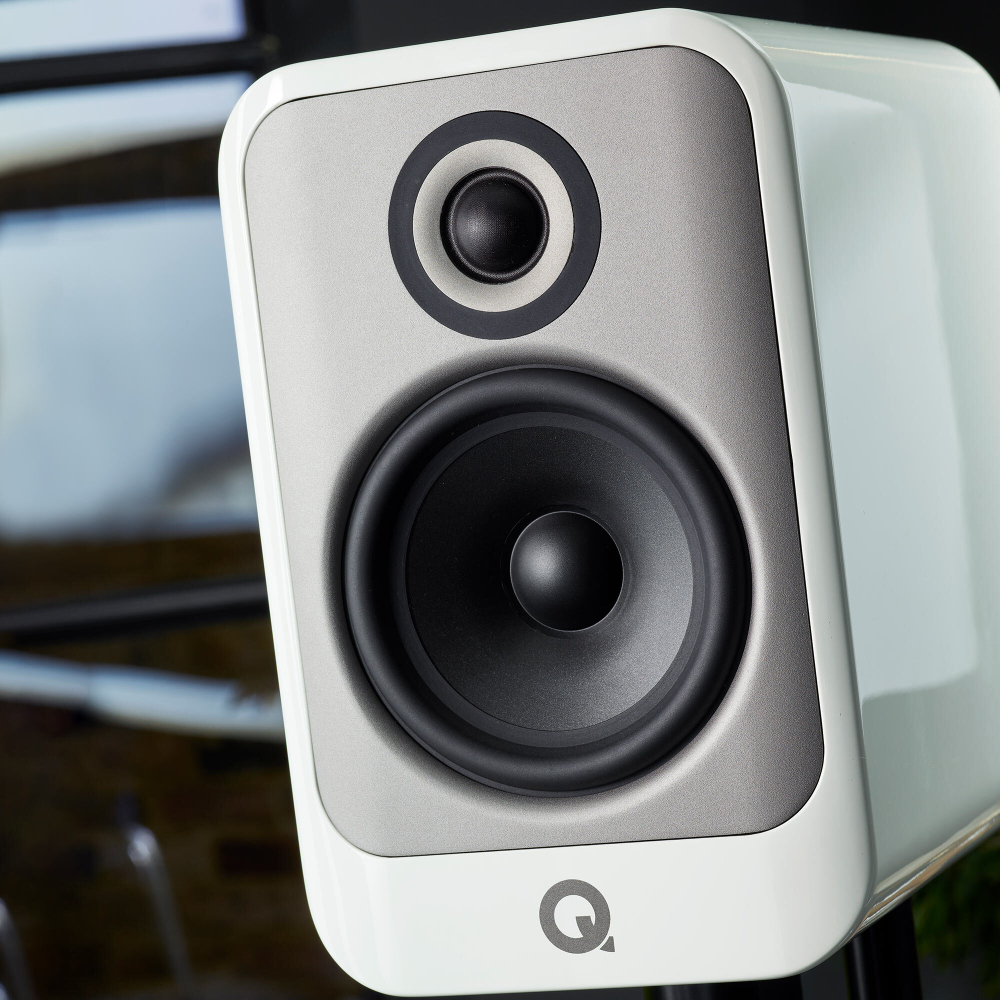 Q Acoustics Concept 30 Полочная 2-полосная АС
