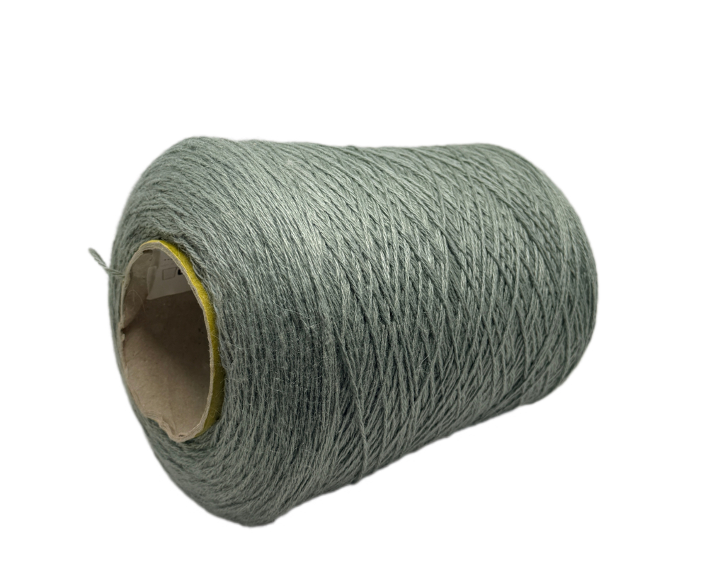 Пряжа на бобине Италия 50% кид мохер 50% шелк 320 г 100г-500м