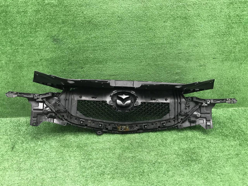 Решетка радиатора Mazda CX-5 2 (2017-2021)