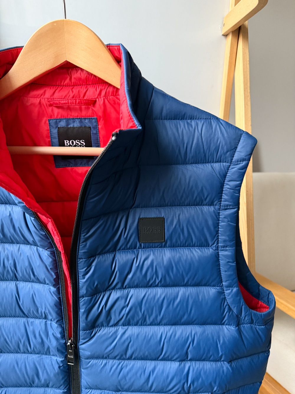 Пуховый жилет Boss, М