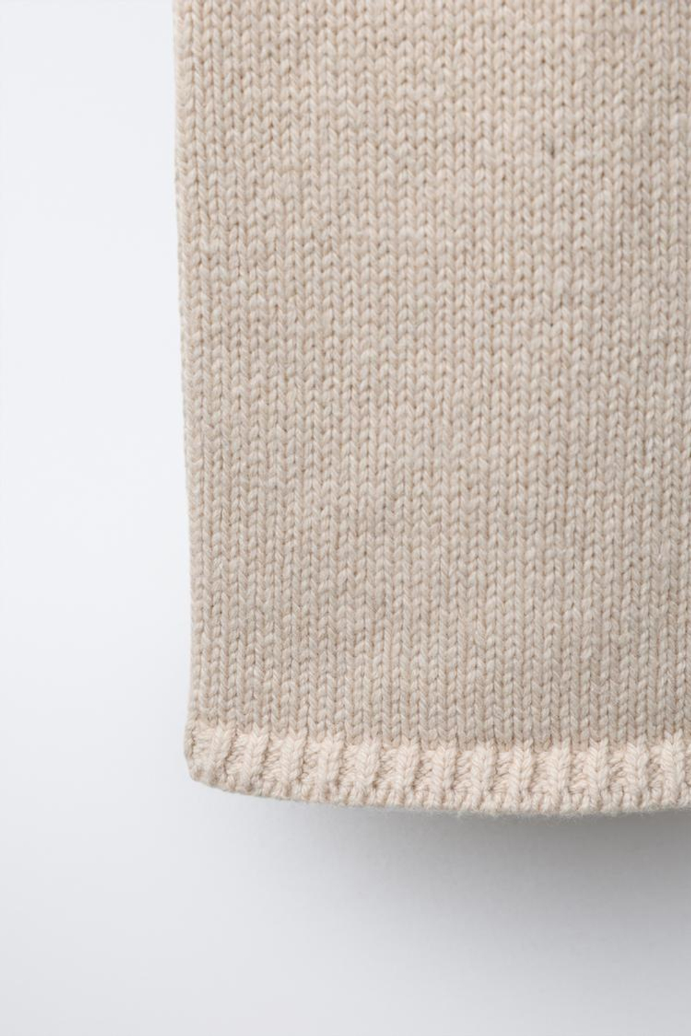 ZARA ТРИКОТАЖНЫЕ БРЮКИ С ВЫШИВКОЙ В ВИДЕ ЦВЕТОВ, ЭКРЮ