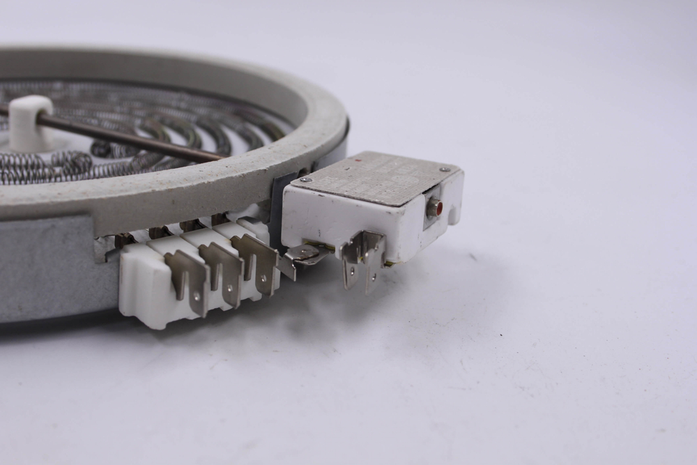 Электроконфорка HL-F200C 1700W 200 мм