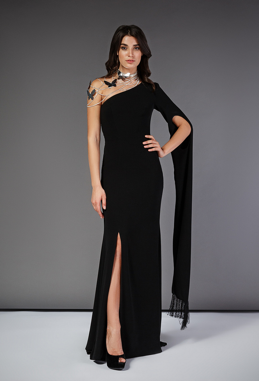 Вечернее платье в пол с ассиметричным плечом 51-19SS