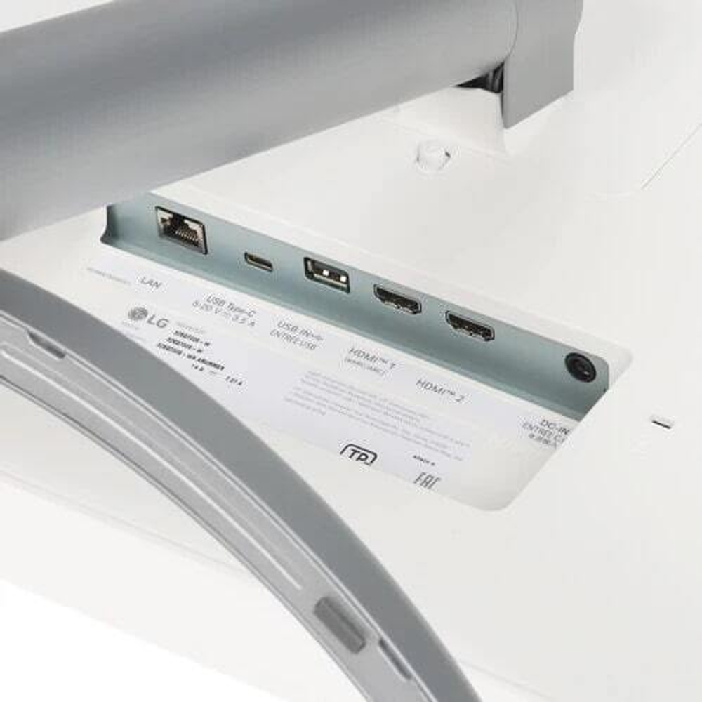 Монитор 32" LG 32SQ700S-W