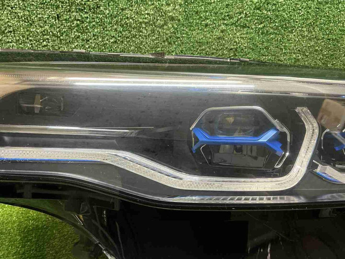 Фара левая BMW X7 G07 (2019-2022) Laser Light