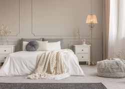 Настольный светильник Freya FR2405-TL-01-BZ