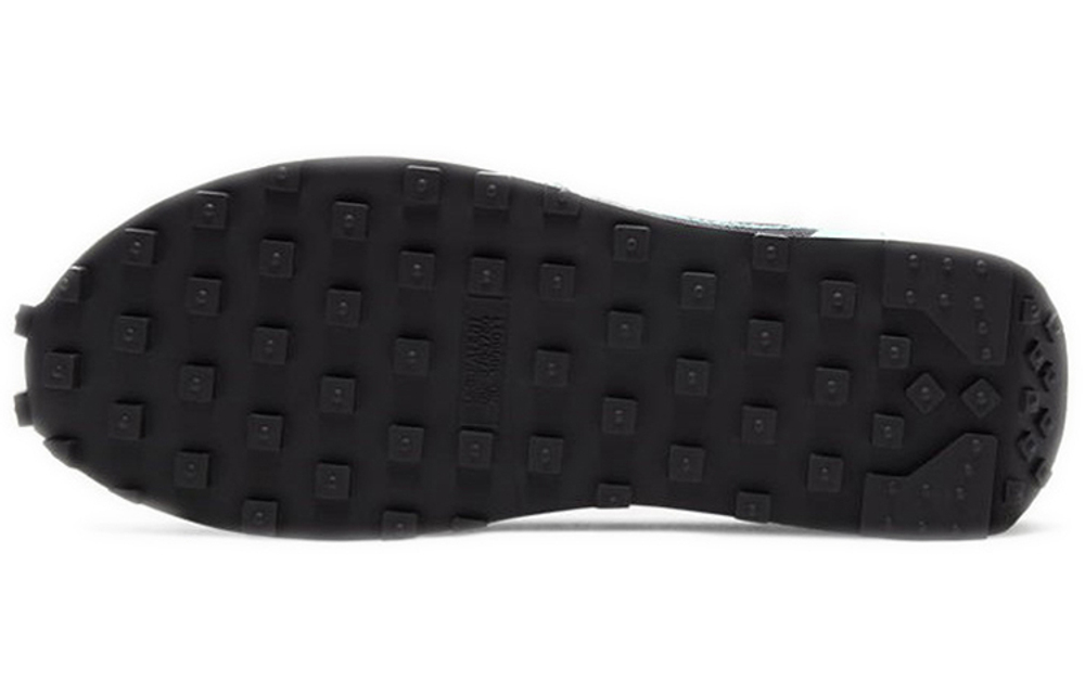 Кроссовки Nike Daybreak