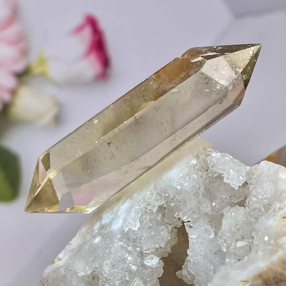 52537  Цитрин Кристалл Двухконечный 68мм качество АВ