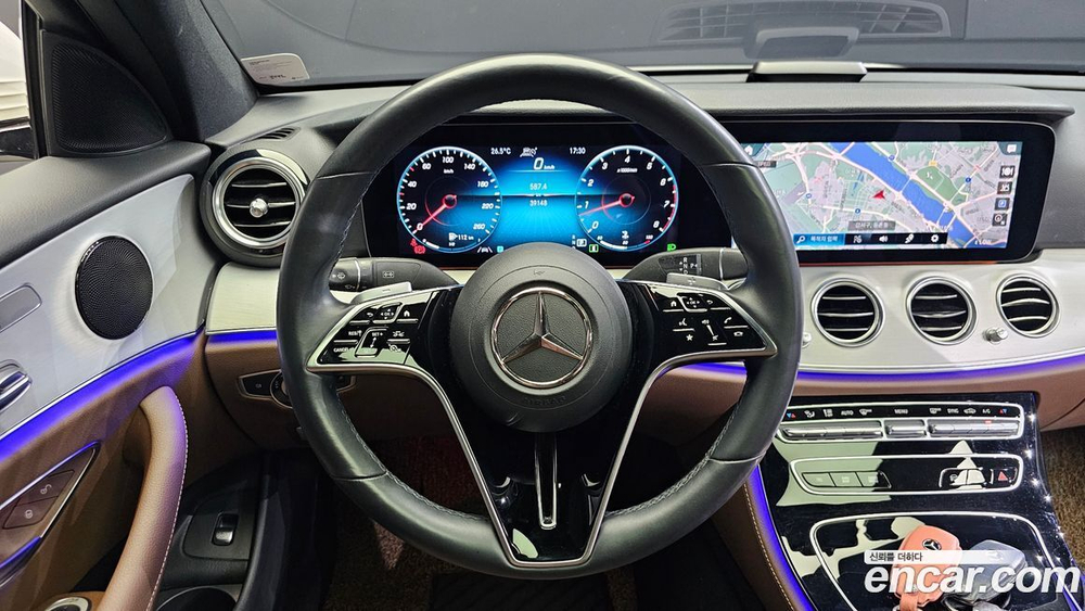 Mercedes-Benz E-Class W213 E250 Avangarde (08.2021)