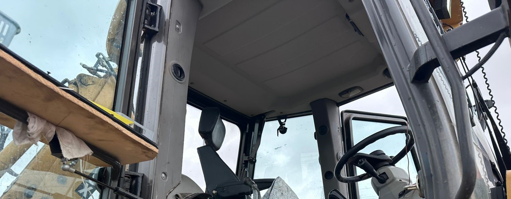 Bull 4SX Экскаватор-погрузчик 4SX (Дизельный, 4,6 л, 116 л.с., АТ)