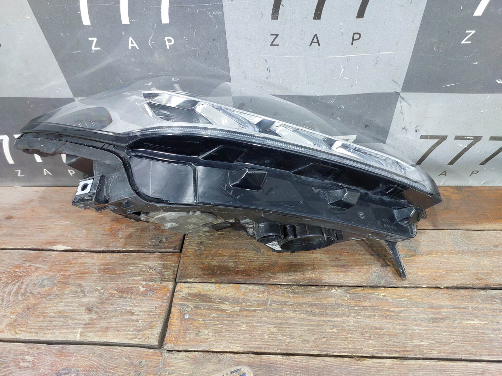 Фара правая LED Chery Tiggo 7 Pro 20-24 Б/У Оригинал 605000200AA