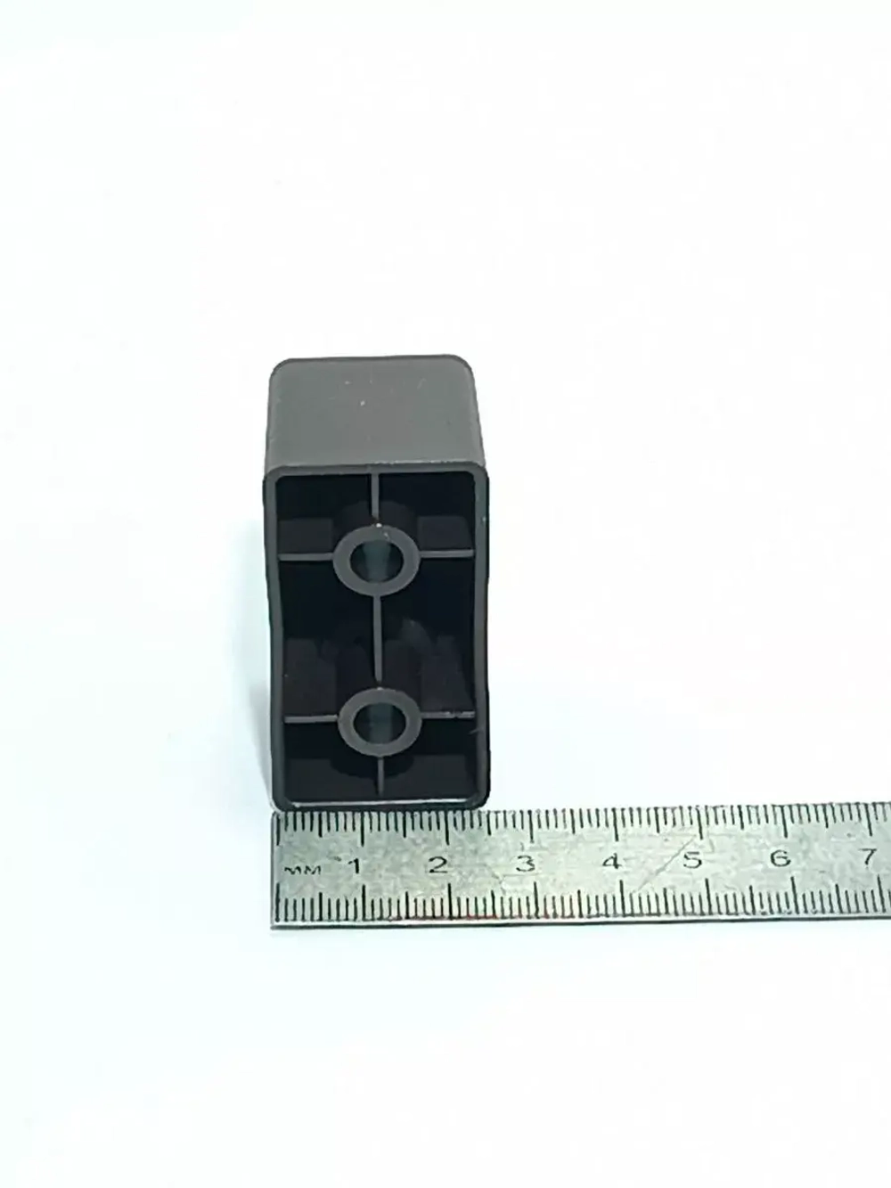 Пластиковые ножки для мебели дивана шкафа тумбочки стола