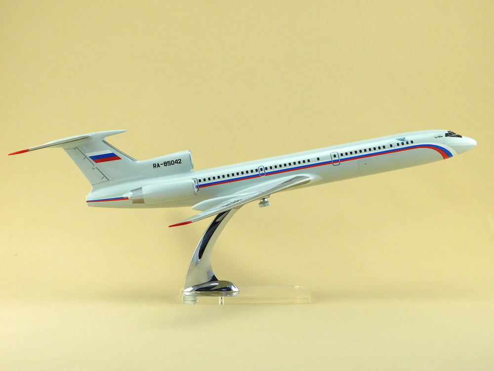 Модель самолета Ту-154М (М1:100, СЛО Россия)