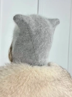 Шапка с ушками зимняя ангора вязаная