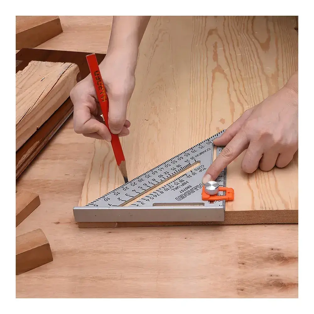 Угольник столярный многофункциональный 260 мм. HARDEN