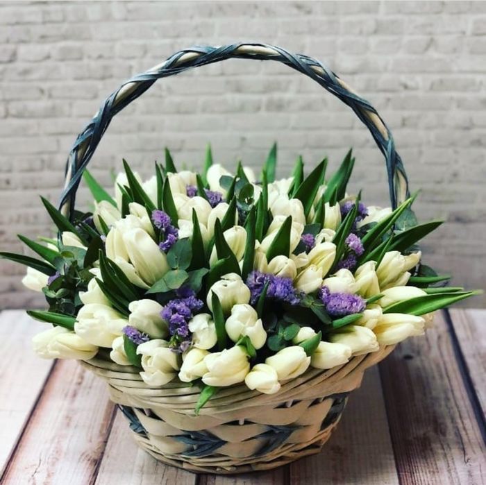 Букет в корзине 101 тюльпан (КЦ-12)