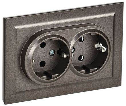 Розетка 2-м СП BRITE РСш12-3-БрТБ 16А в сборе с заземл. защ. шторки бронза IEK BR-R24-16-K45-F