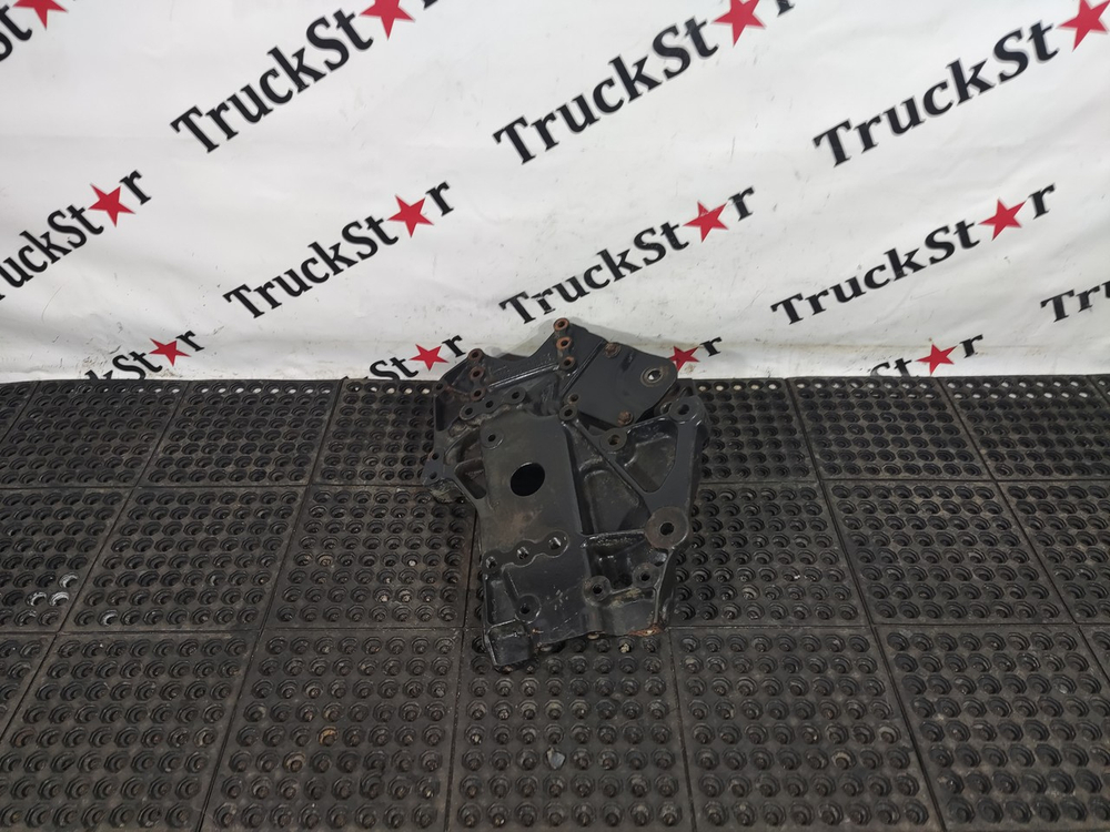 Кронштейн рессоры передней левый