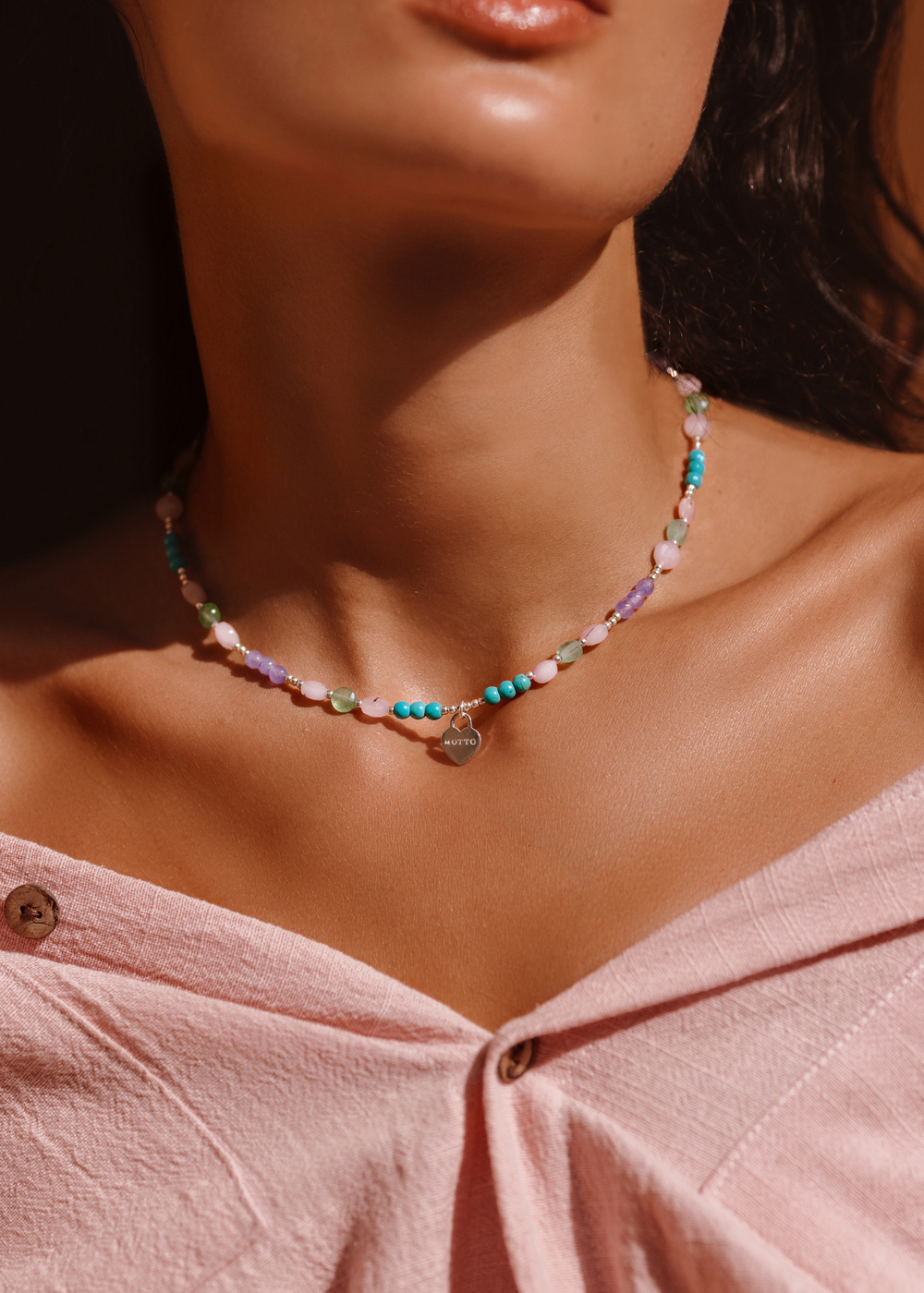 Колье-фенечка  "Комодо"