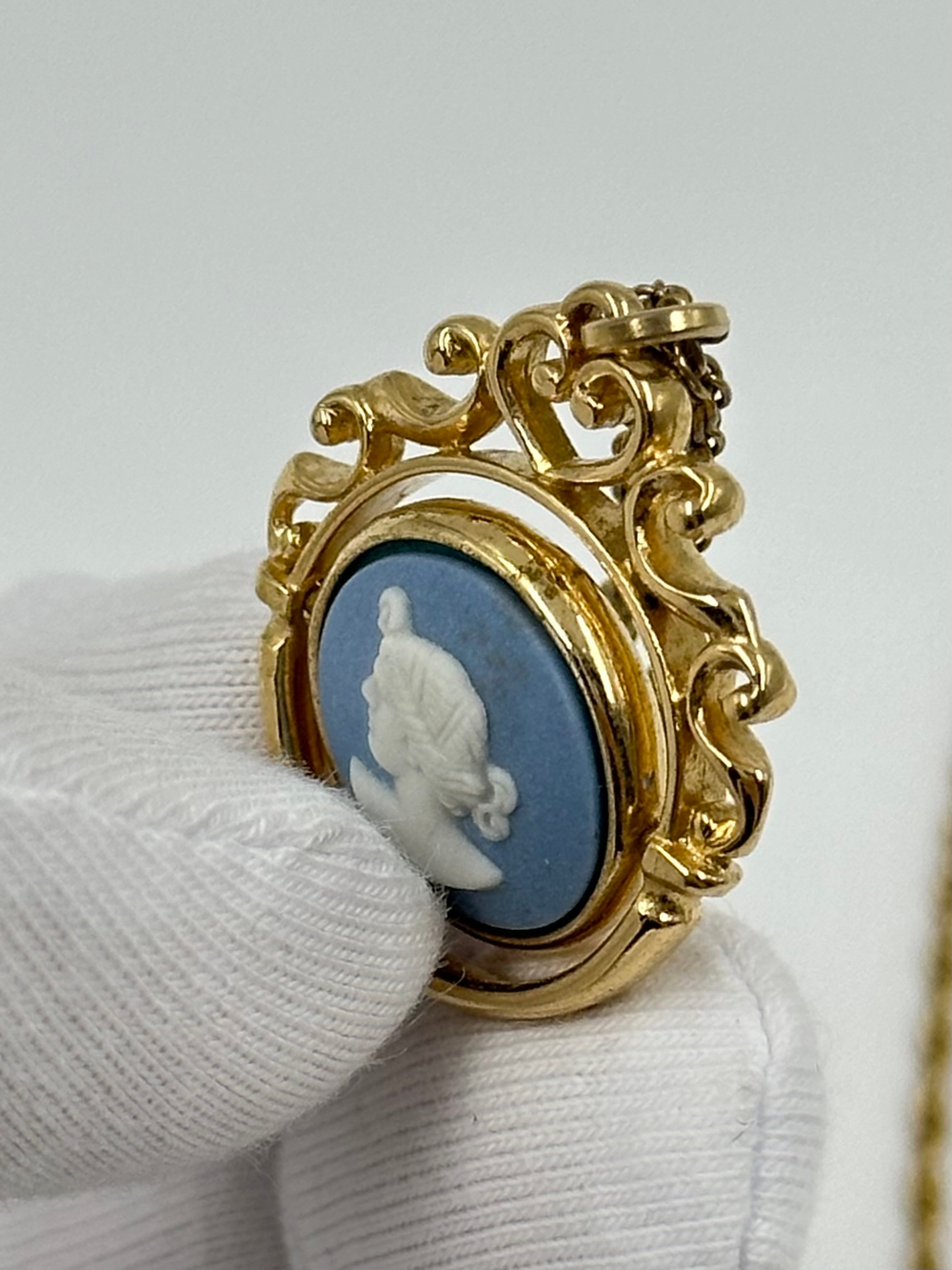Кулон Wedgwood
