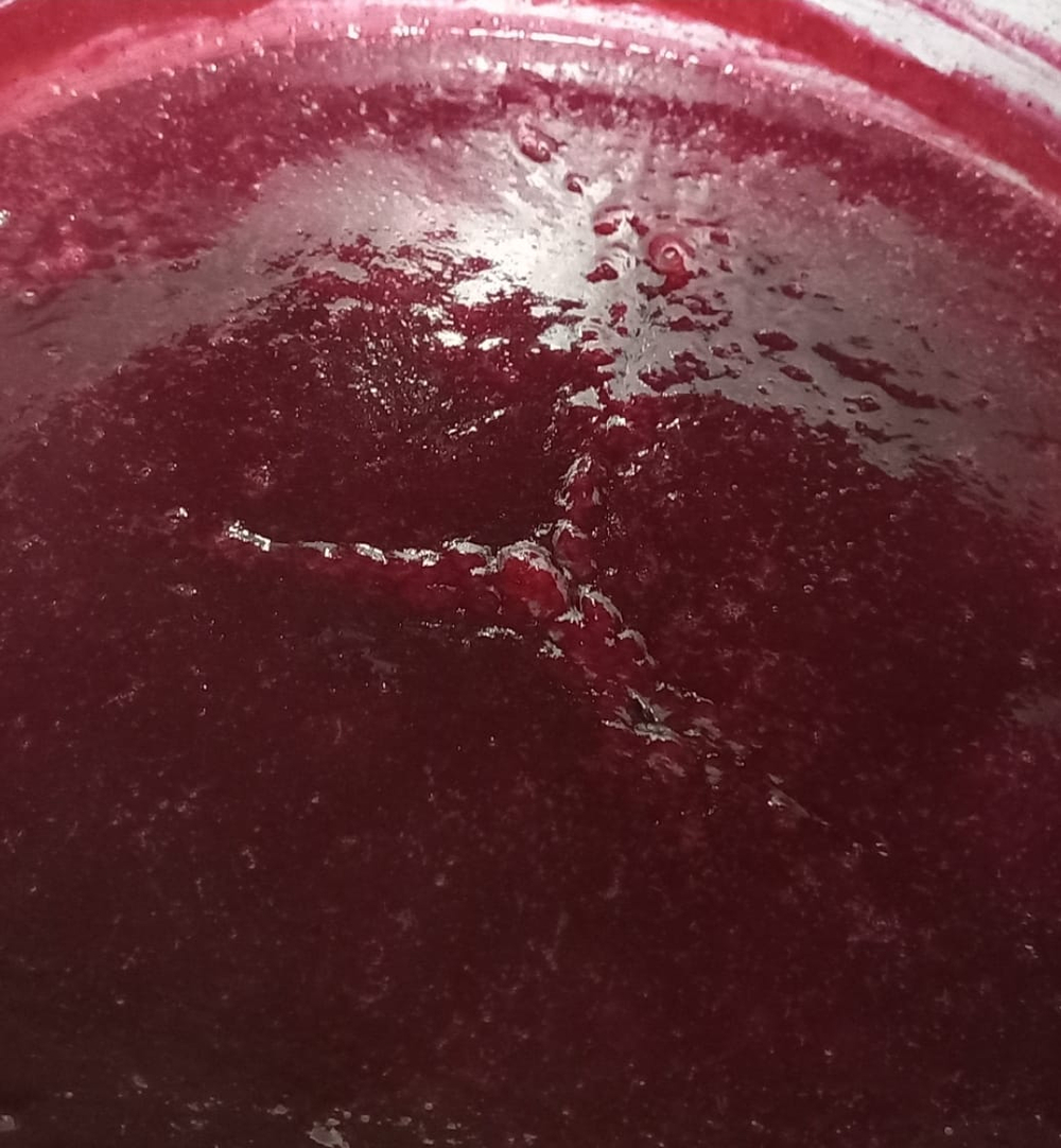 Пюре из яблока с черникой