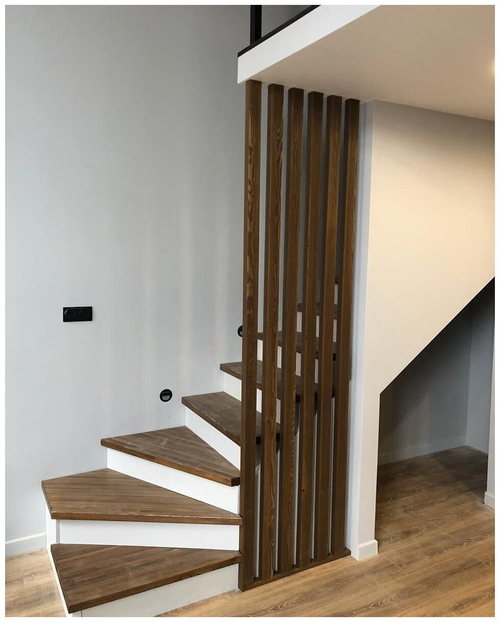 Перегородка лестничная из Сосны 40х60мм