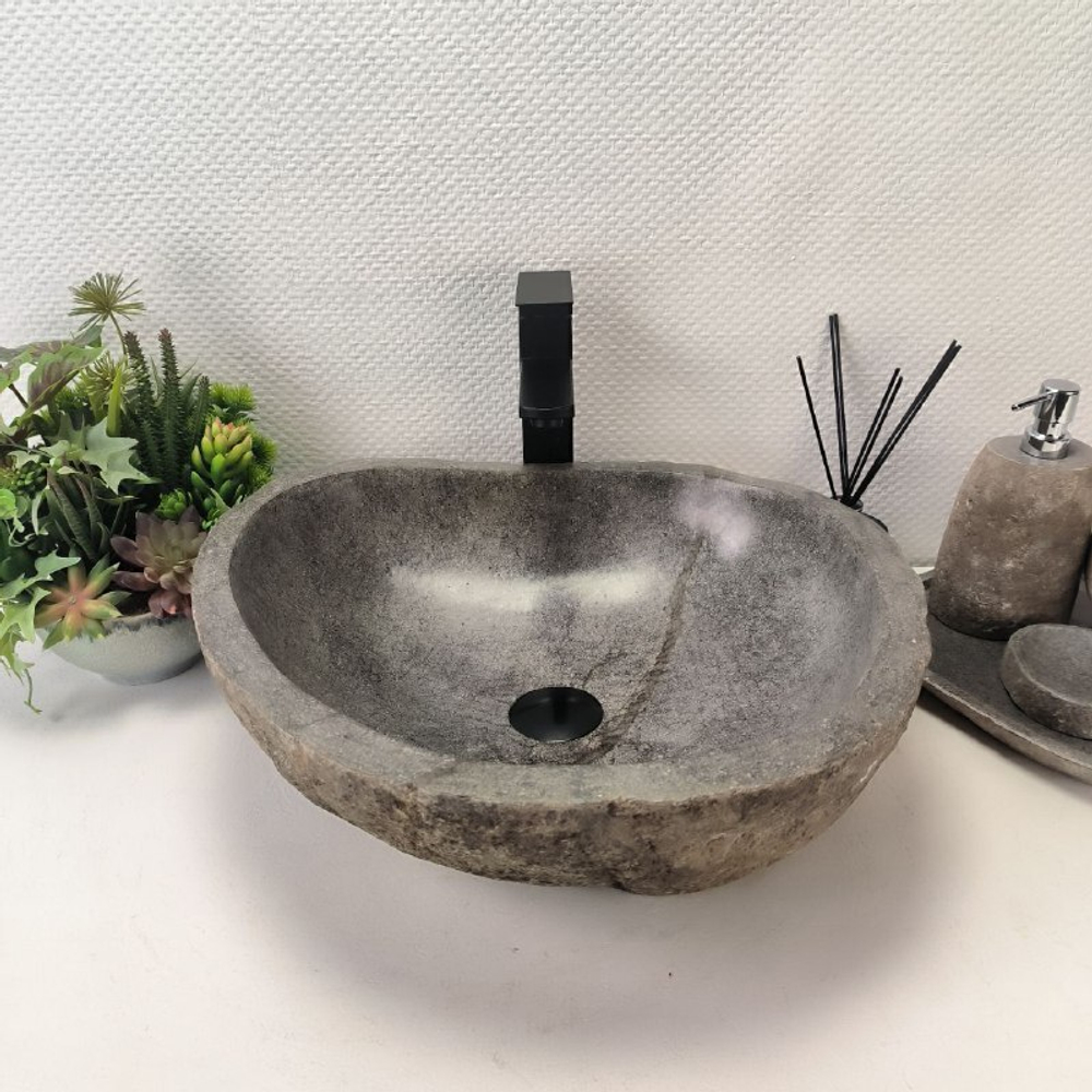 Раковина из речного камня RS-63656 (48*44*15) 0123