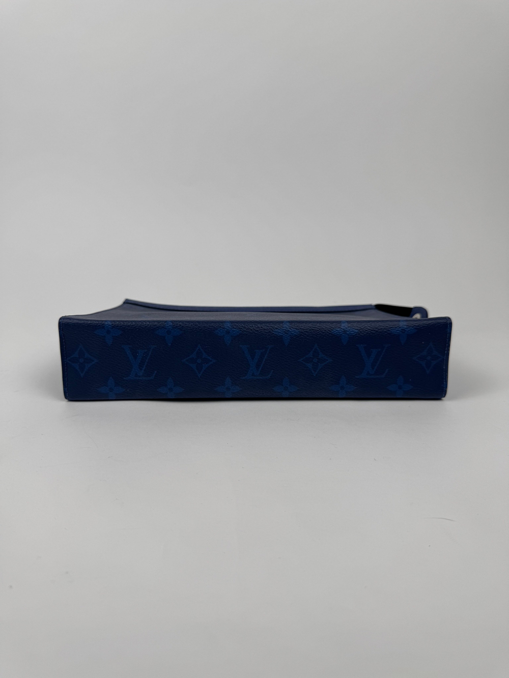 Папка Louis Vuitton Pochette Voyage